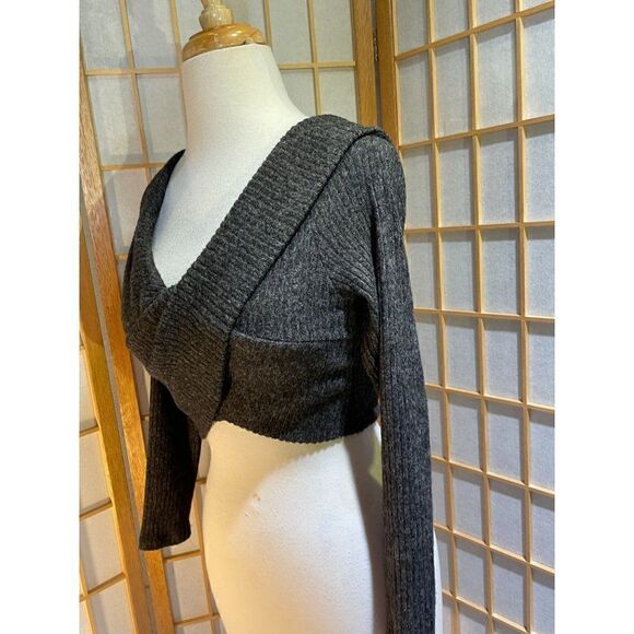 NWT Solemio Sm Cropped Sweater - Picture 11 of 13